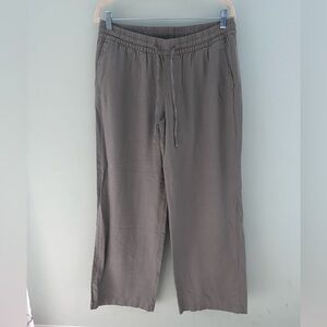 Stone color linen pants. Size Medium